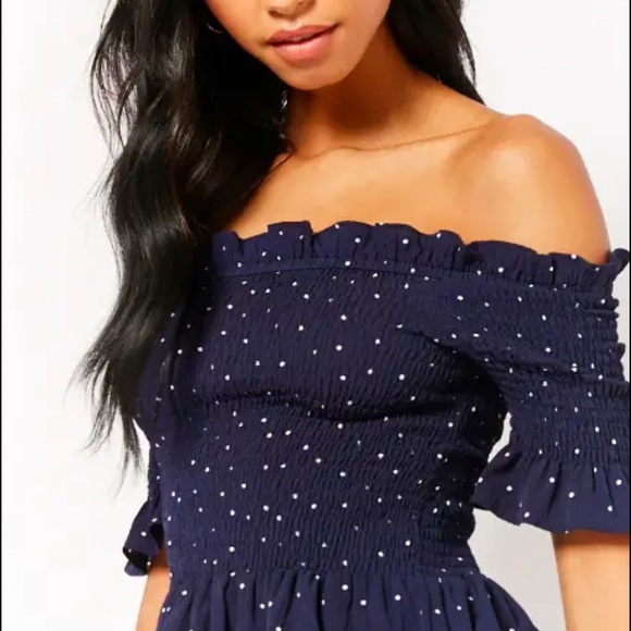 Tops - Beautiful off the shoulder,comfortable top.Orange & White.